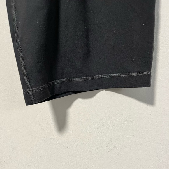 Lululemon Black Cropped Wide-Leg Pants - Size M - Picture 3 of 12